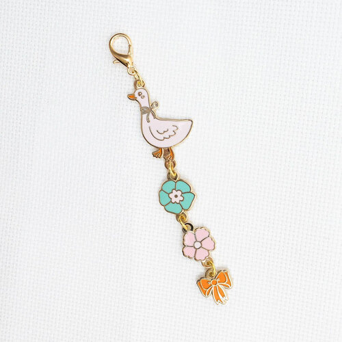 Leti Stitch Scissors Chain Happy Duckling - Leti Stitch