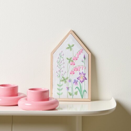 Rico Design Borduurpakket  Vrij Borduren - Lenteweide (inclusief huisje)