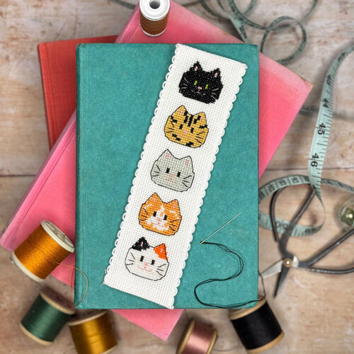 The Crafty Kit Company Borduurpakket Bookmark Kitty Cats - The Crafty Kit Company