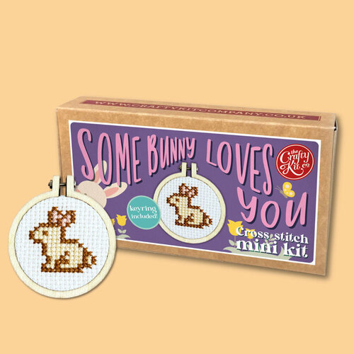The Crafty Kit Company Borduurpakket Matchbox Some Bunny Loves You - The Crafty Kit Company
