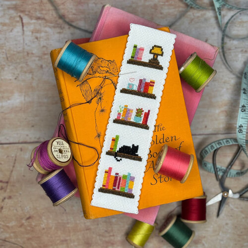 The Crafty Kit Company Borduurpakket Bookmark Book Lover - The Crafty Kit Company