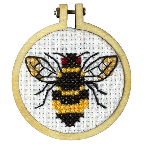 The Crafty Kit Company Borduurpakket Matchbox Love the Earth, Love the Bees - The Crafty Kit Company
