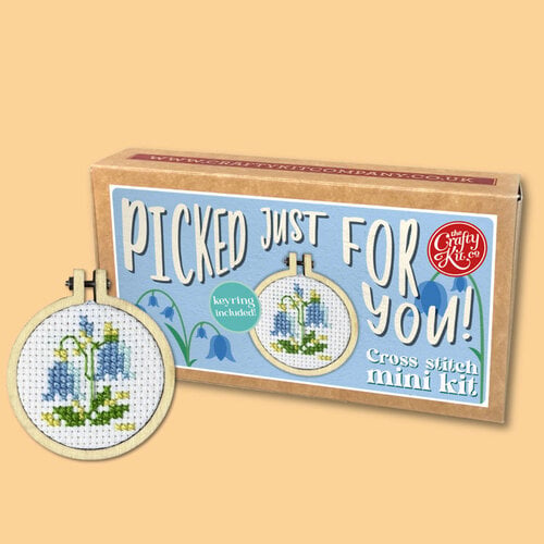 The Crafty Kit Company Borduurpakket Matchbox Picked just for you! (Bluebells) - The Crafty Kit Company