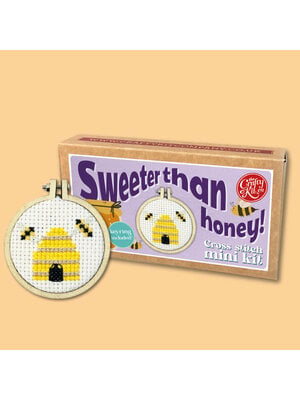 The Crafty Kit Company Borduurpakket Matchbox Sweeter than Honey - The Crafty Kit Company