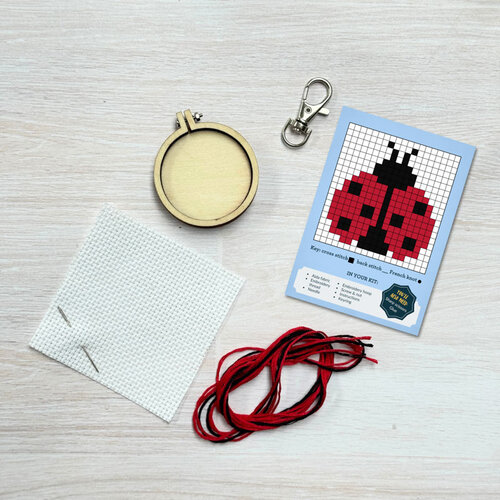 The Crafty Kit Company Borduurpakket Matchbox You're Spot-tacular! - The Crafty Kit Company