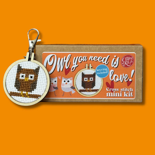 The Crafty Kit Company Borduurpakket Matchbox Owl You Need is Love! - The Crafty Kit Company