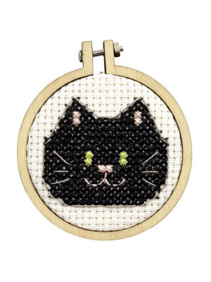 The Crafty Kit Company -  Borduurpakket Matchbox You're Purr-fectly Wonderful - The Crafty Kit Company
