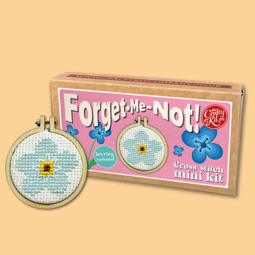 The Crafty Kit Company Borduurpakket Matchbox Forget Me-Not - The Crafty Kit Company The Crafty Kit Company Borduurpakket Matchbox Forget Me-Not - The Crafty Kit Company