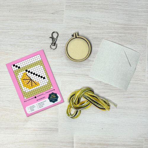 The Crafty Kit Company Borduurpakket Matchbox It's Gin o'Clock - The Crafty Kit Company