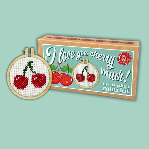 The Crafty Kit Company Borduurpakket Matchbox I Love You Cherry Much - The Crafty Kit Company The Crafty Kit Company Borduurpakket Matchbox I Love You Cherry Much - The Crafty Kit Company