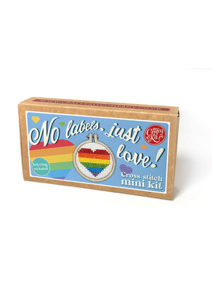 The Crafty Kit Company Borduurpakket Matchbox No Labels, Just Love! - The Crafty Kit Company
