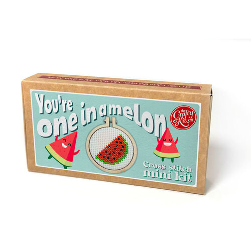 The Crafty Kit Company Borduurpakket Matchbox You're One in a Melon - The Crafty Kit Company The Crafty Kit Company Borduurpakket Matchbox You're One in a Melon - The Crafty Kit Company