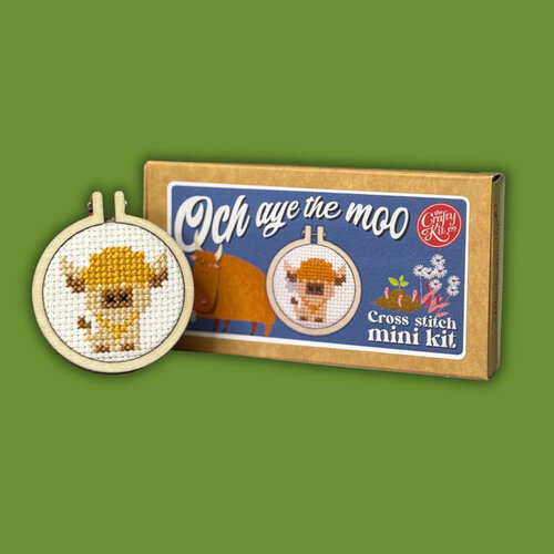 The Crafty Kit Company Borduurpakket Matchbox Och aye the Moo! (Highland Cow) - The Crafty Kit Company The Crafty Kit Company Borduurpakket Matchbox Och aye the Moo! (Highland Cow) - The Crafty Kit Company