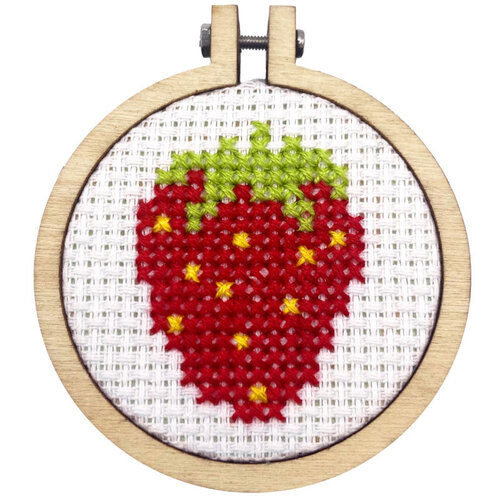 The Crafty Kit Company Borduurpakket Matchbox I'm Berry Grateful (Strawberry) - The Crafty Kit Company The Crafty Kit Company Borduurpakket Matchbox I'm Berry Grateful (Strawberry) - The Crafty Kit Company