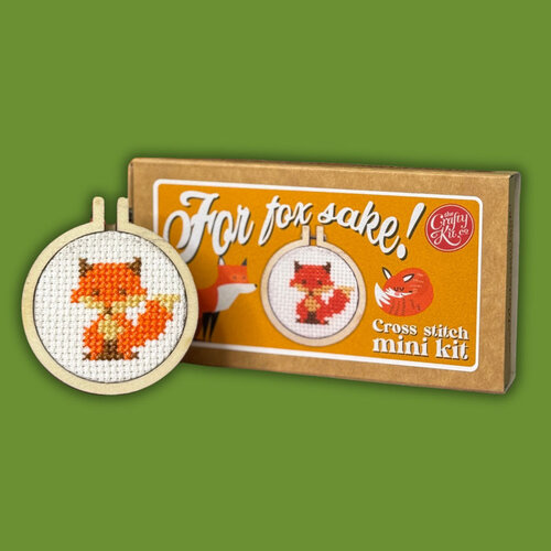 The Crafty Kit Company Borduurpakket Matchbox For Fox Sake! - The Crafty Kit Company The Crafty Kit Company Borduurpakket Matchbox For Fox Sake! - The Crafty Kit Company