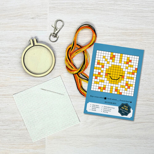 The Crafty Kit Company Borduurpakket Matchbox You are my Sunshine - The Crafty Kit Company