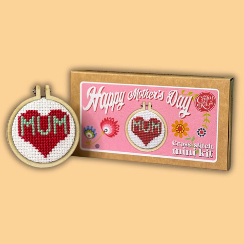The Crafty Kit Company Borduurpakket Matchbox Happy Mother's Day (Heart) - The Crafty Kit Company The Crafty Kit Company Borduurpakket Matchbox Happy Mother's Day (Heart) - The Crafty Kit Company