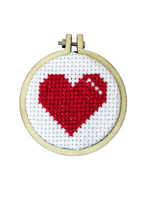 The Crafty Kit Company - Borduurpakket Matchbox Be My Valentine - The Crafty Kit Company The Crafty Kit Company - Borduurpakket Matchbox Be My Valentine - The Crafty Kit Company