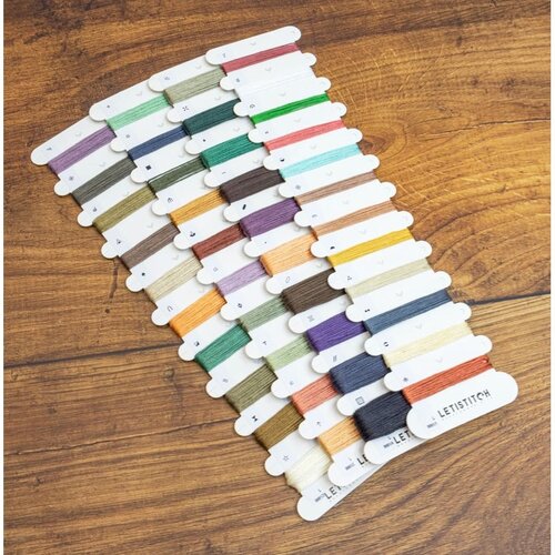 Leti Stitch Borduurpakket Familiar's Favorite - Leti Stitch Leti Stitch Borduurpakket Familiar's Favorite - Leti Stitch