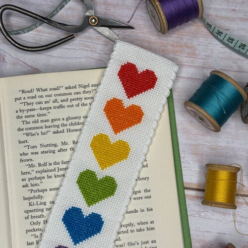 The Crafty Kit Company Borduurpakket Bookmark - Love Story - The Crafty Kit Company The Crafty Kit Company Borduurpakket Bookmark - Love Story - The Crafty Kit Company