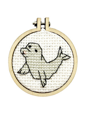 The Crafty Kit Company - Borduurpakket Matchbox - You're Seal-iously cute! - The Crafty Kit Company The Crafty Kit Company - Borduurpakket Matchbox - You're Seal-iously cute! - The Crafty Kit Company