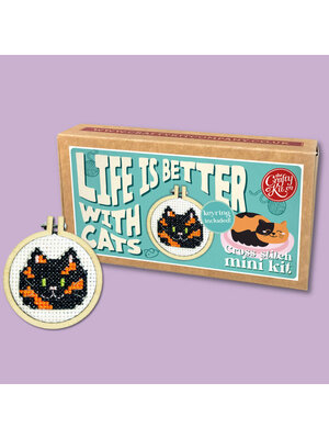 The Crafty Kit Company Borduurpakket Matchbox - Life is Better with Cats - The Crafty Kit Company