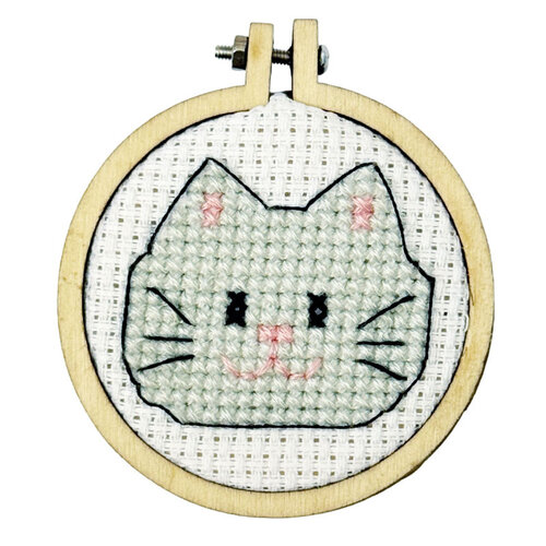 The Crafty Kit Company Borduurpakket Matchbox - You're the Cats Whiskers! - The Crafty Kit Company The Crafty Kit Company Borduurpakket Matchbox - You're the Cats Whiskers! - The Crafty Kit Company