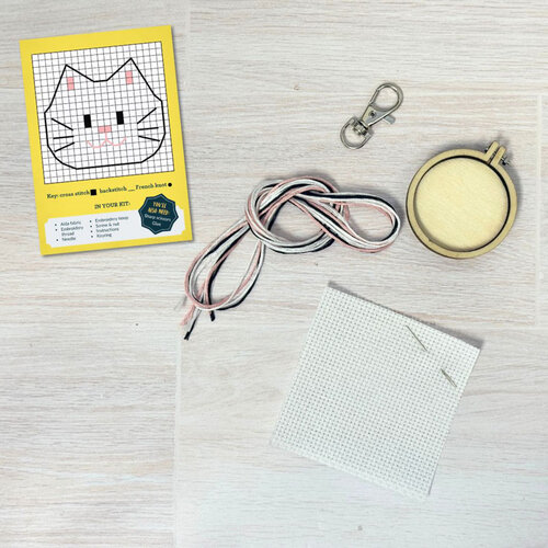 The Crafty Kit Company Borduurpakket Matchbox - We're Purr-fect Together! - The Crafty Kit Company The Crafty Kit Company Borduurpakket Matchbox - We're Purr-fect Together! - The Crafty Kit Company
