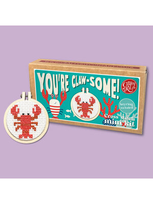 The Crafty Kit Company Borduurpakket Matchbox - You're Claw-some! - The Crafty Kit Company The Crafty Kit Company Borduurpakket Matchbox - You're Claw-some! - The Crafty Kit Company