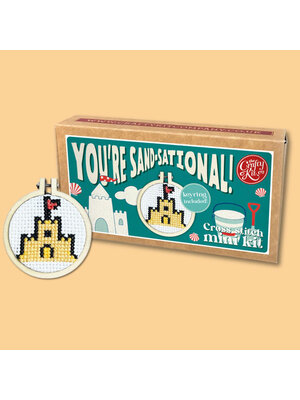 The Crafty Kit Company Borduurpakket Matchbox - You're Sand-sational! - The Crafty Kit Company The Crafty Kit Company Borduurpakket Matchbox - You're Sand-sational! - The Crafty Kit Company