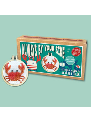 The Crafty Kit Company Borduurpakket Matchbox - Always by your Side - The Crafty Kit Company The Crafty Kit Company Borduurpakket Matchbox - Always by your Side - The Crafty Kit Company