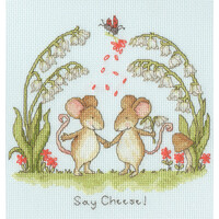 Borduurpakket Honor Barton - Say Cheese! - Bothy Threads