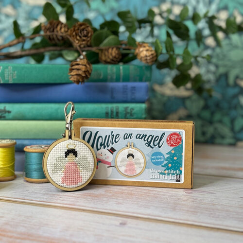 The Crafty Kit Company Borduurpakket Matchbox You're an Angel - The Crafty Kit Company