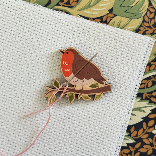 The Crafty Kit Company Wooden Needle Minder - Robin - The Crafty Kit Company