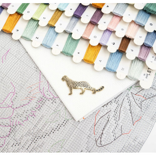 Leti Stitch Borduurpakket Tiger's Embrace - Leti Stitch