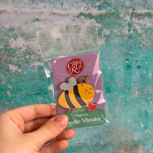 The Crafty Kit Company - Wooden Needle Minder - Bee - The Crafty Kit Company The Crafty Kit Company - Wooden Needle Minder - Bee - The Crafty Kit Company