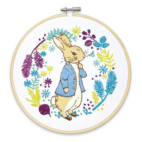 The Crafty Kit Company - Vrij borduren pakket - Peter Rabbit Plans his Next Adventure - The Crafty Kit Company The Crafty Kit Company - Vrij borduren pakket - Peter Rabbit Plans his Next Adventure - The Crafty Kit Company