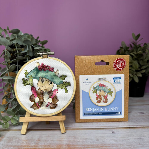 The Crafty Kit Company -  Borduurpakket Benjamin Bunny - The Crafty Kit Company