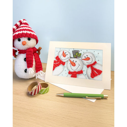 Bothy Threads Borduurpakket Julie Oldham - Snowman Selfie - Bothy Threads Bothy Threads Borduurpakket Julie Oldham - Snowman Selfie - Bothy Threads