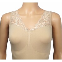 6407 J&C DAMES HEMD CORRIGEREND MET KANT HUID