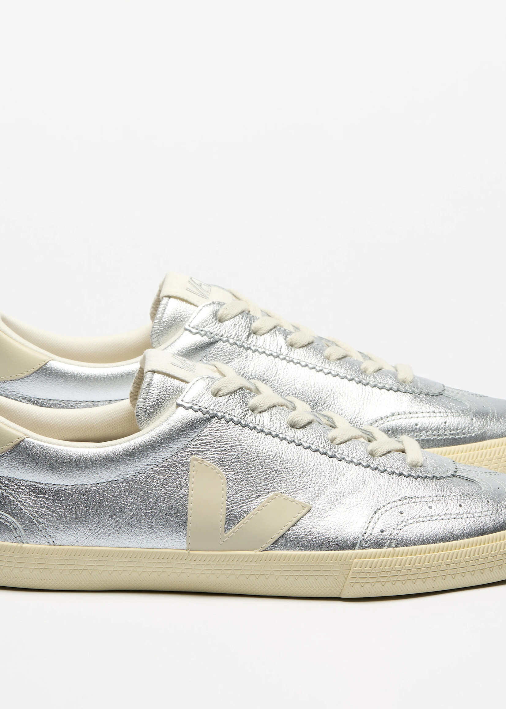 VEJA VEJA VOLLEY O.T. LEATHER