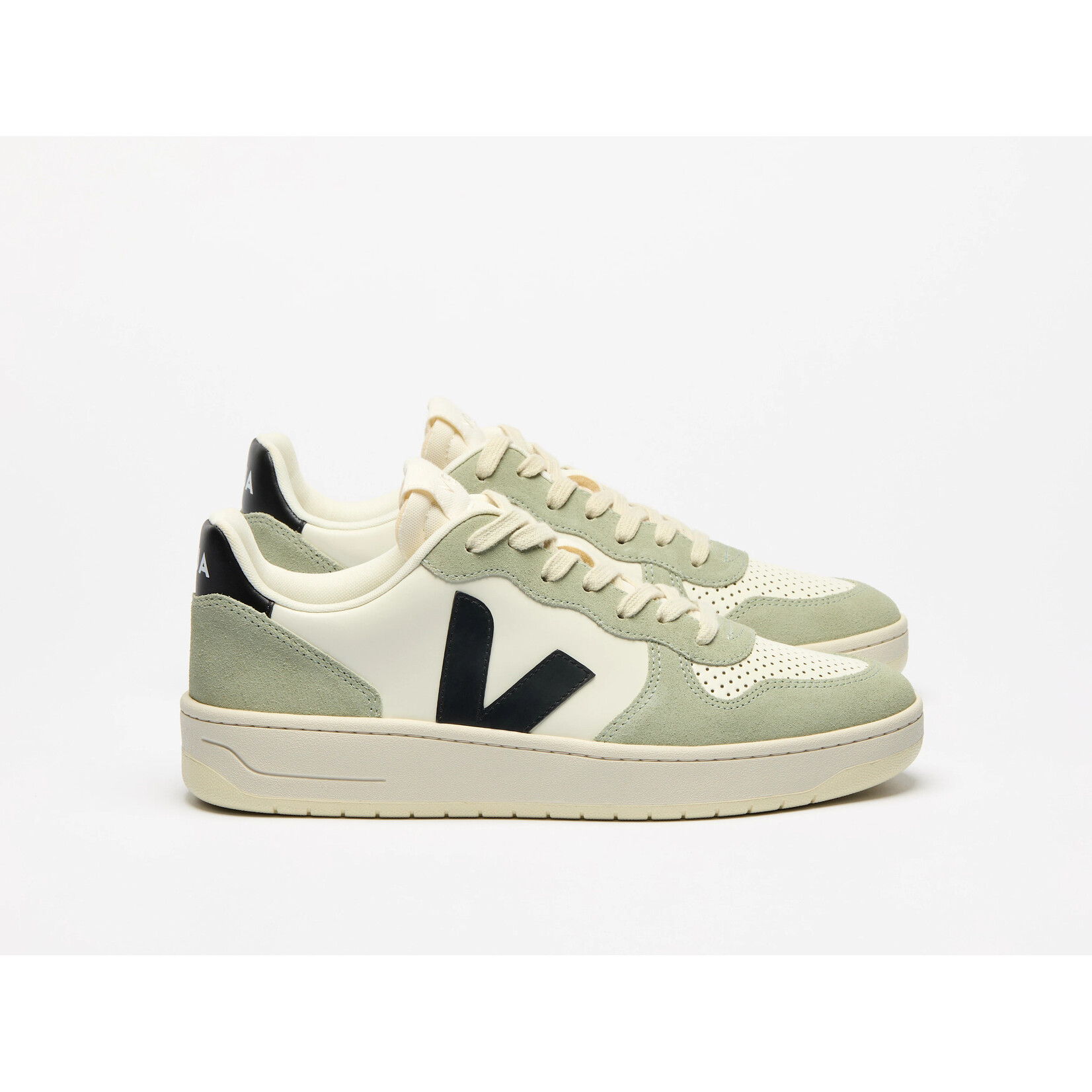 VEJA VEJA V-10 LEATHER