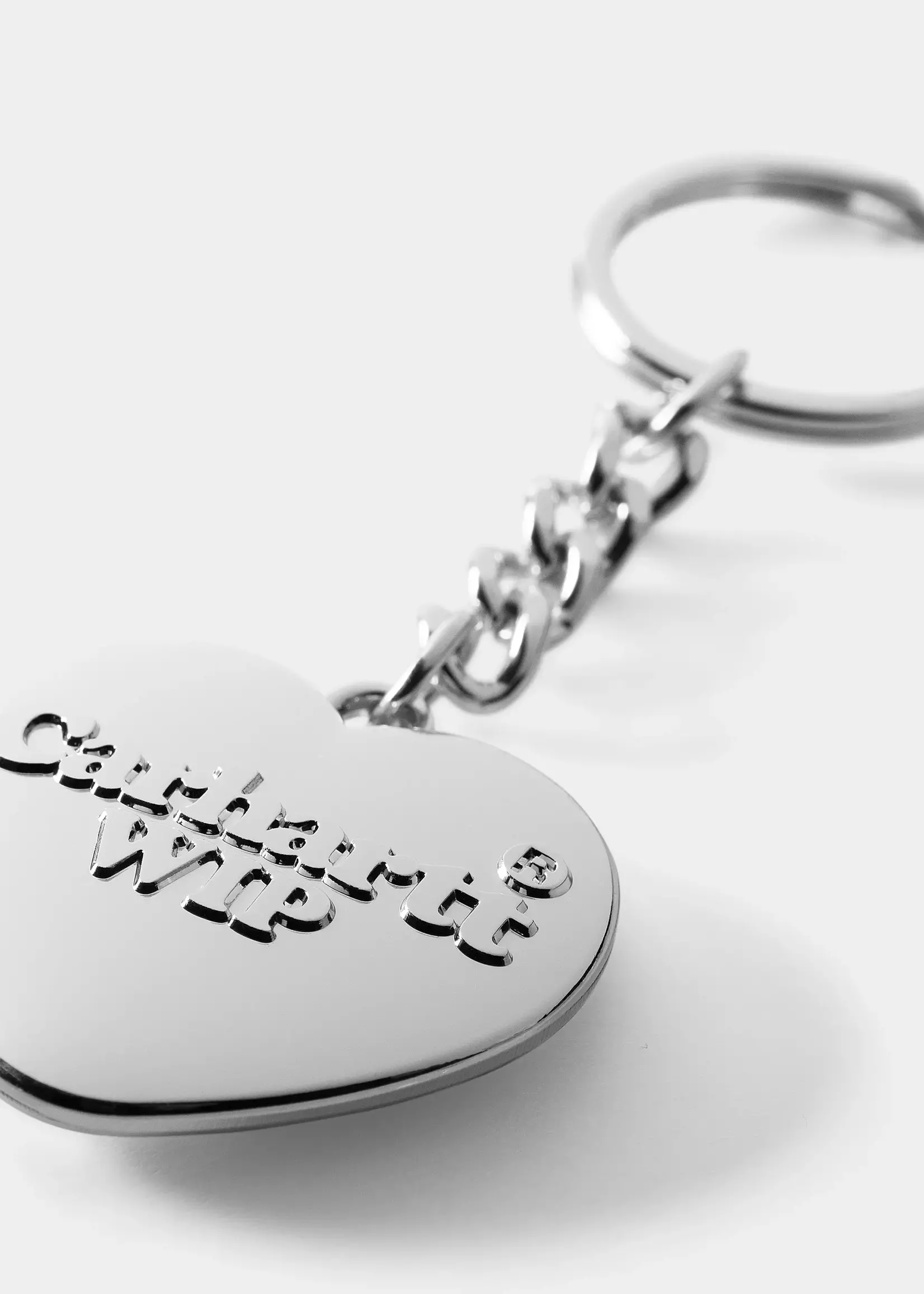 CARHARTT WIP HEART KEYCHAIN ZINC