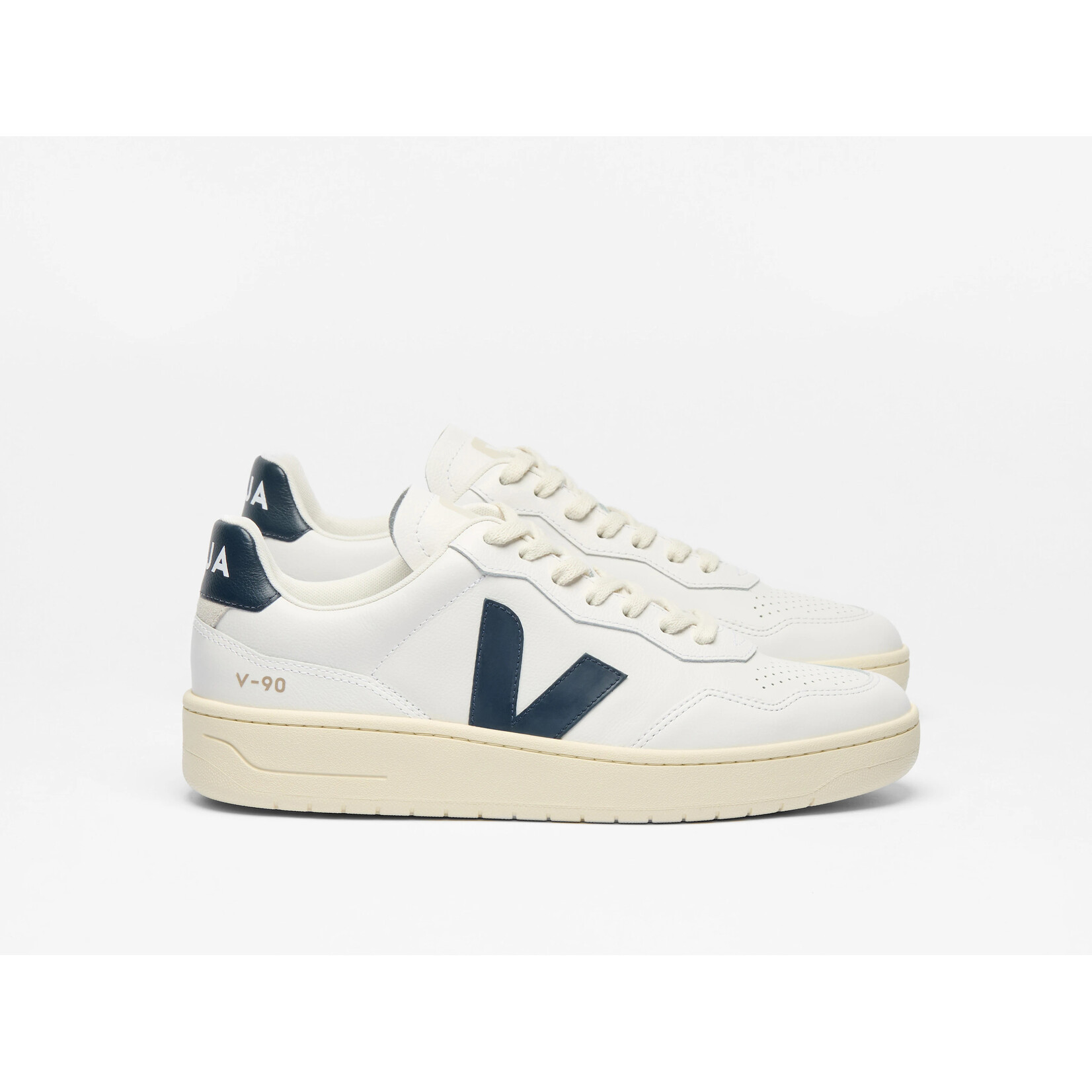 VEJA VEJA V-90 O.T. LEATHER