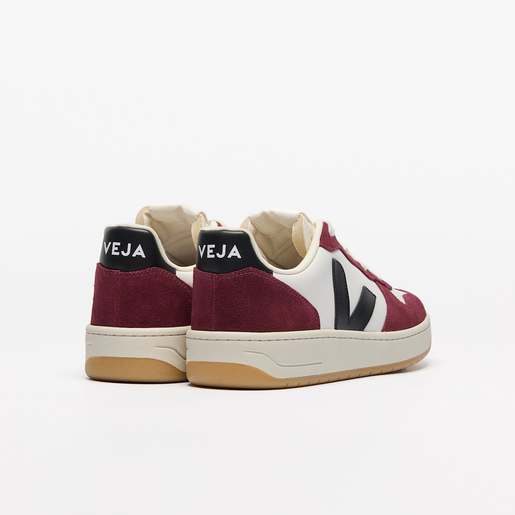 VEJA VEJA V-10 LEATHER