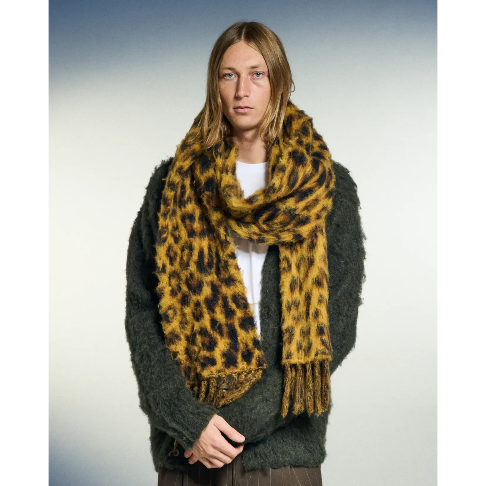 OBEY OBEY LEOPARD SCARF