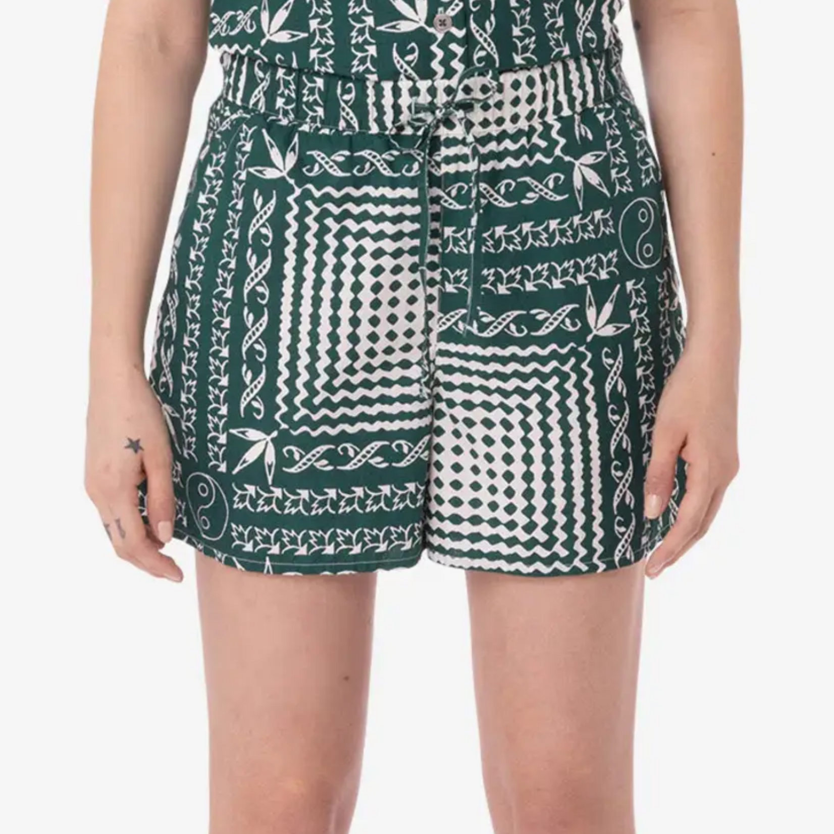 OBEY OBEY WOMEN ANGELICA BANDANA SHORT