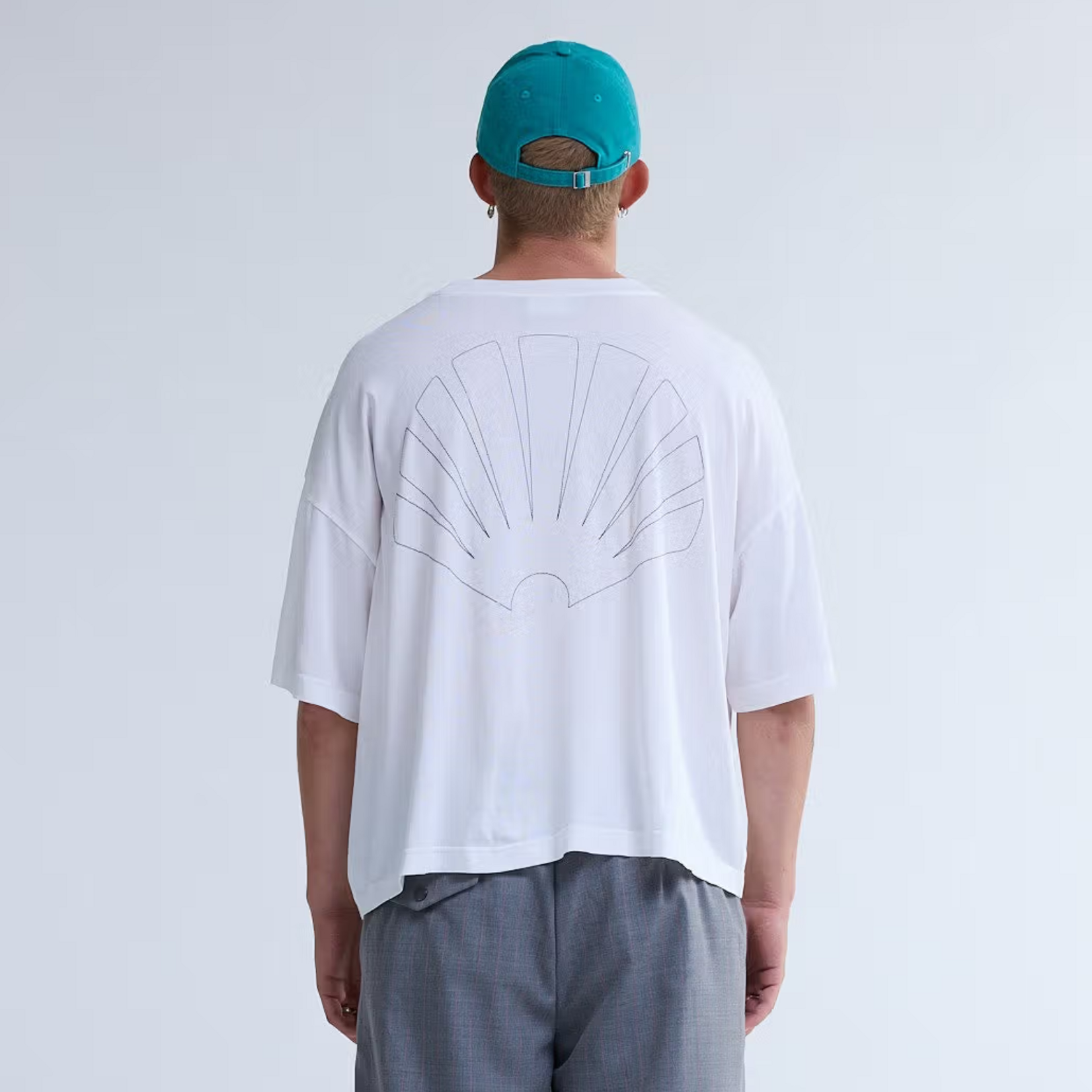 NEW AMSTERDAM SURF ASSOCIATION NEW AMSTERDAM SURF ASSOCIATION BIG LOGO TEE