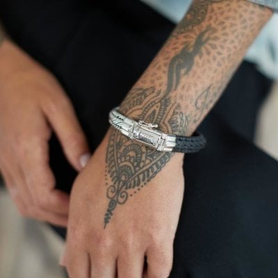 SILK Jewellery SILK Armband | 741BLK ARMBAND | WEAVE | ZILVER | Zwart Leer