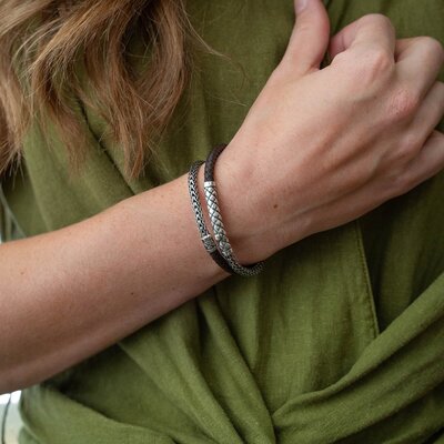 SILK Jewellery SILK Armband | 439BLK wikkelarmband | ZWART | CROSSLINE